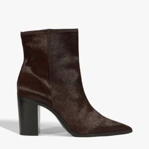 Schutz Mikki Calf Hair Boots
Size 9